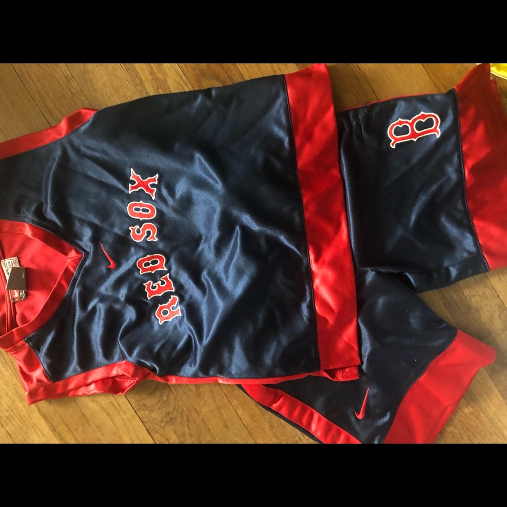 Red Sox shirt and shorts